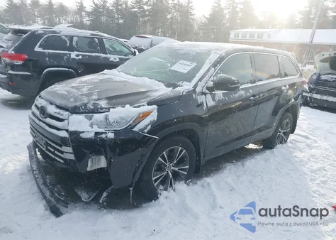 2018 Toyota Highlander Le Plus from USA, damaged, VIN 5TDBZRFH3JS892596